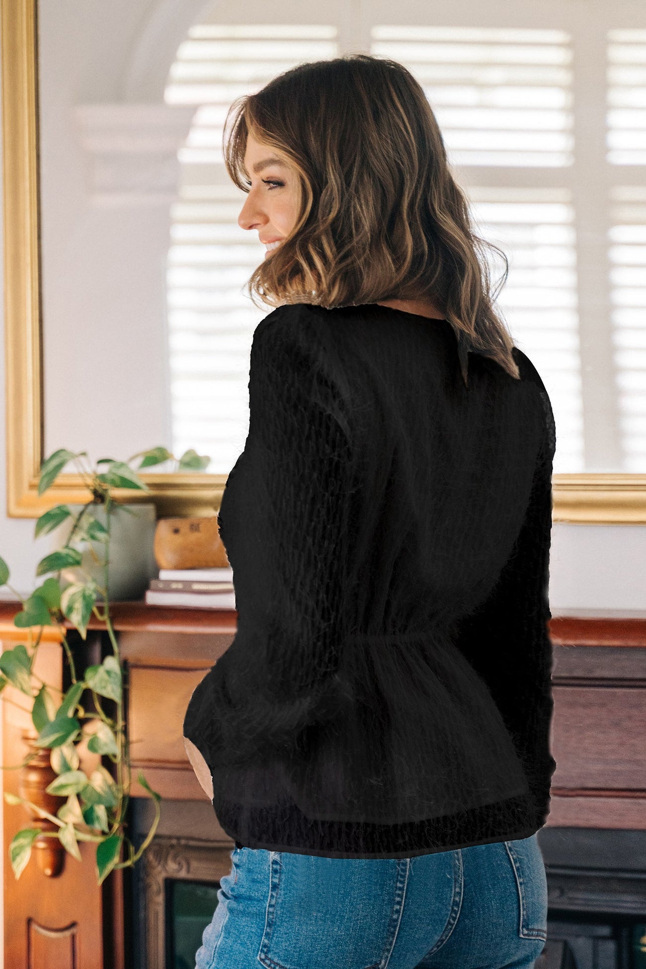 Caye V-neck Fringe Long sleeve Top