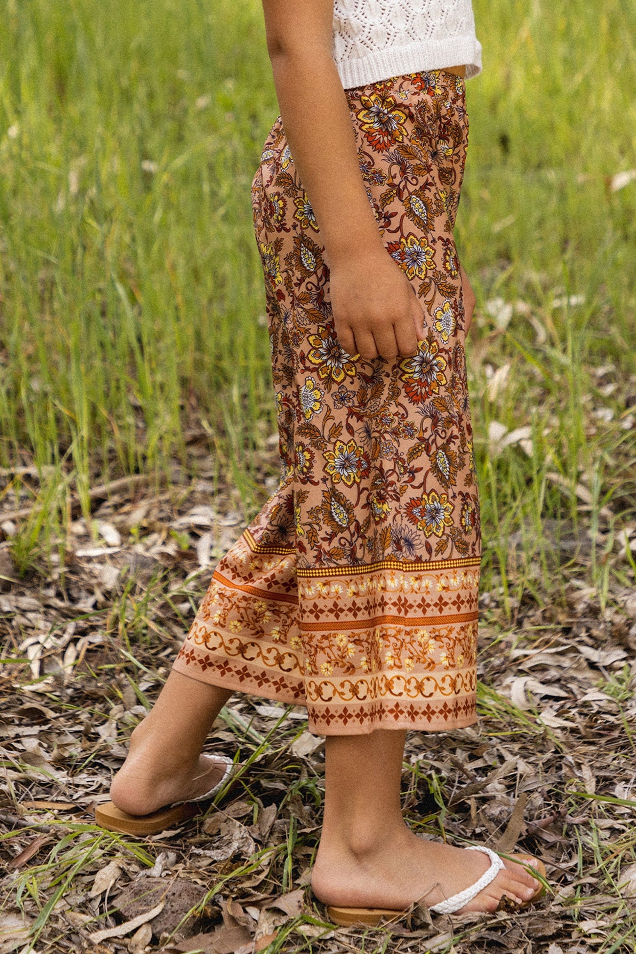 Girls Vacation Paisley Print Pants