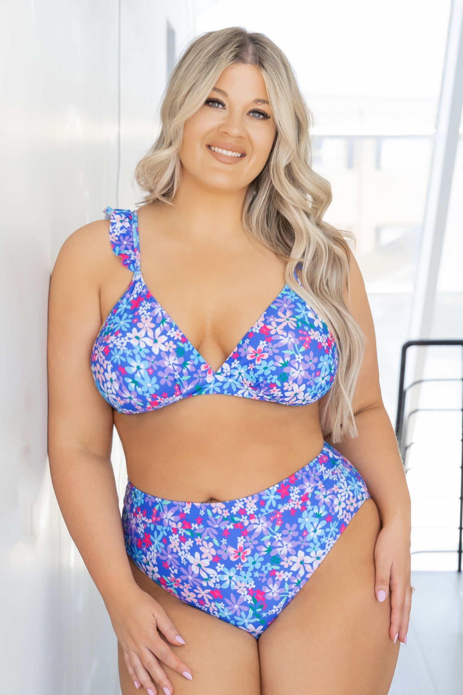 Sundry Daisy Ruffled Bralette & High Waist Bikini Set